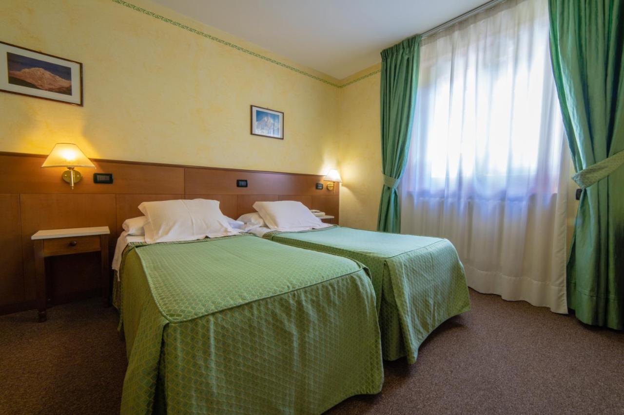 Hotel Beau Sejour เพร-แซงต์-ดีดีเย ภายนอก รูปภาพ