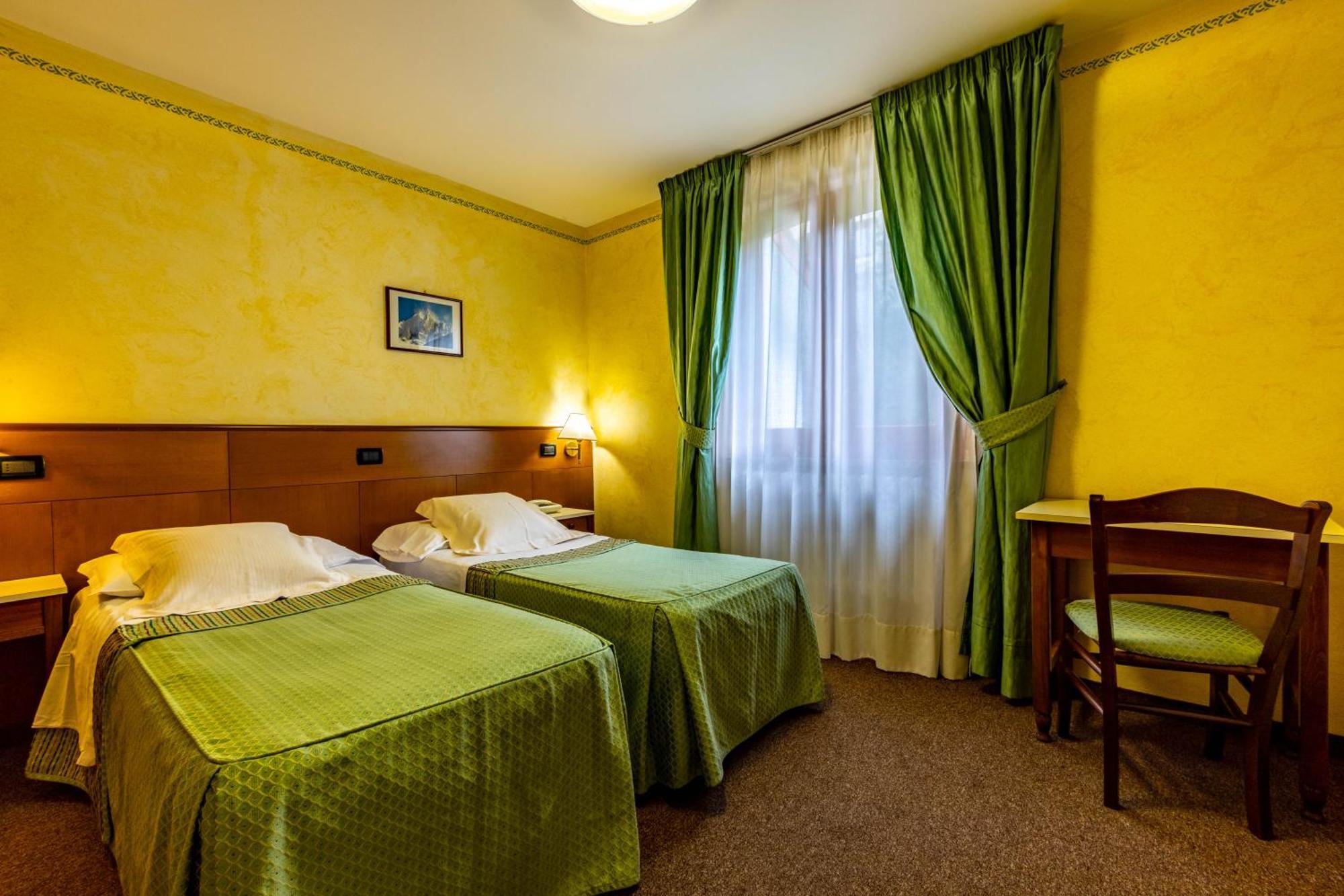 Hotel Beau Sejour เพร-แซงต์-ดีดีเย ภายนอก รูปภาพ