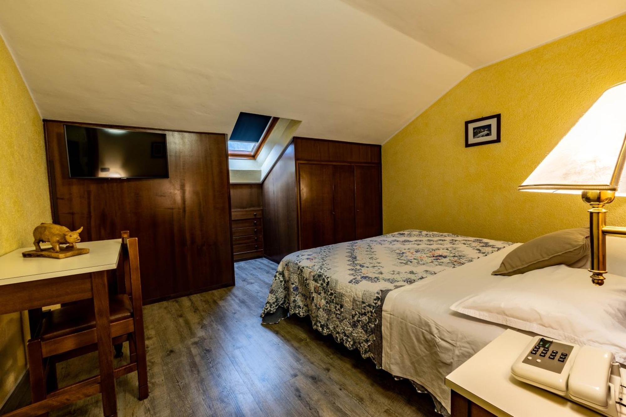 Hotel Beau Sejour เพร-แซงต์-ดีดีเย ภายนอก รูปภาพ