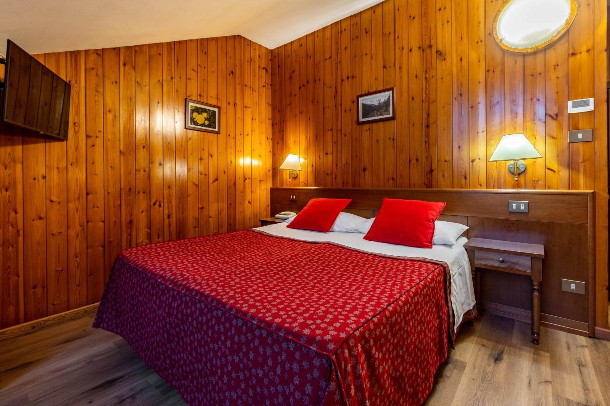 Hotel Beau Sejour เพร-แซงต์-ดีดีเย ภายนอก รูปภาพ