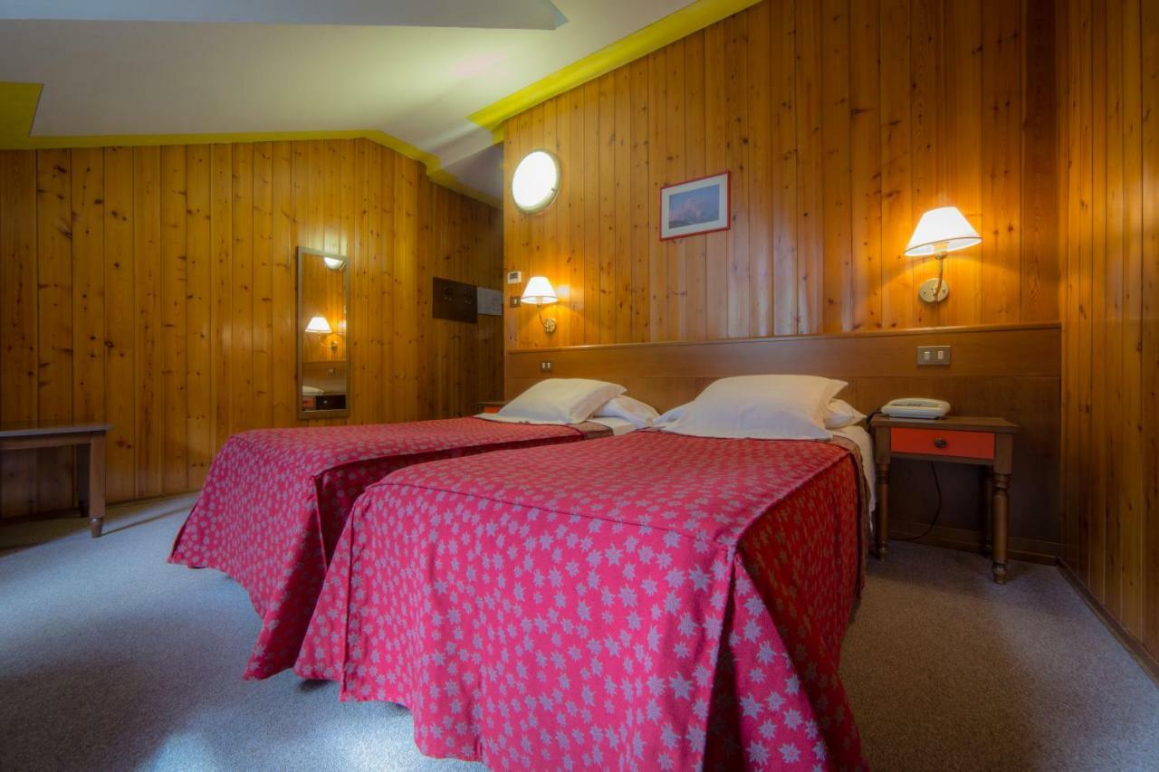 Hotel Beau Sejour เพร-แซงต์-ดีดีเย ภายนอก รูปภาพ